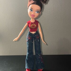 Bratz Doll 2001#Y2K red hair/violet eyes light pink lipstick/crop top/flare jean